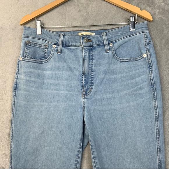 Madewell 10” High-Rise Skinny Crop Raw Hem. Style# NI913. Size 31. Light Wash. - Picture 5 of 11